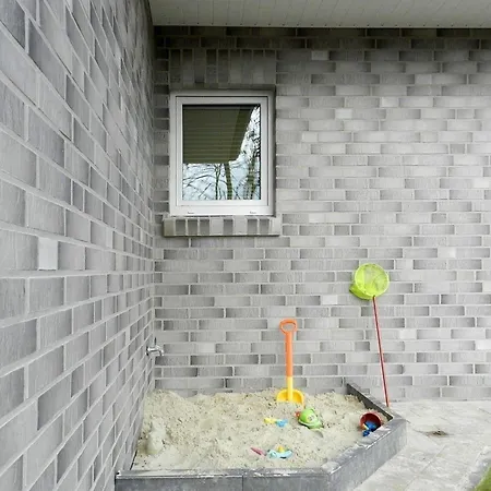 Gesamte In Burhave Mit Eigener Terrasse Appartamento